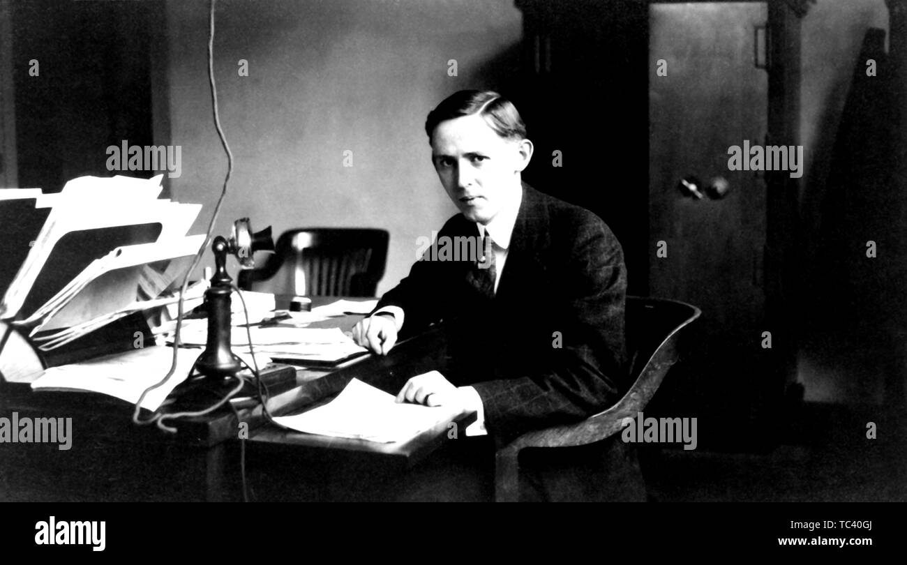 Portrait von John F Sieg, der naca erster Mitarbeiter, und die einzige Executive Secretary, 1922. Mit freundlicher Genehmigung der Nationalen Luft- und Raumfahrtbehörde (NASA). () Stockfoto