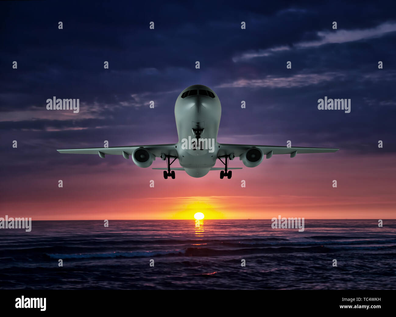 Der Night Flight. Flugzeug über dem Meer Stockfoto