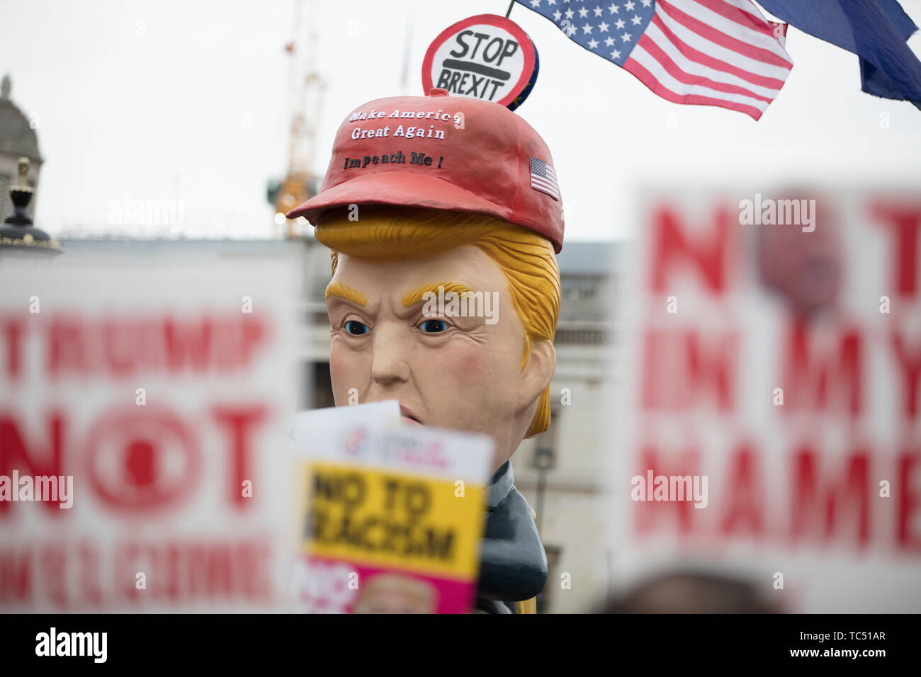 LONDON, Großbritannien - 4 Juni, 2019: eine politische Satire Skulptur von Donald Trump an eine anti Trump März in London Stockfoto