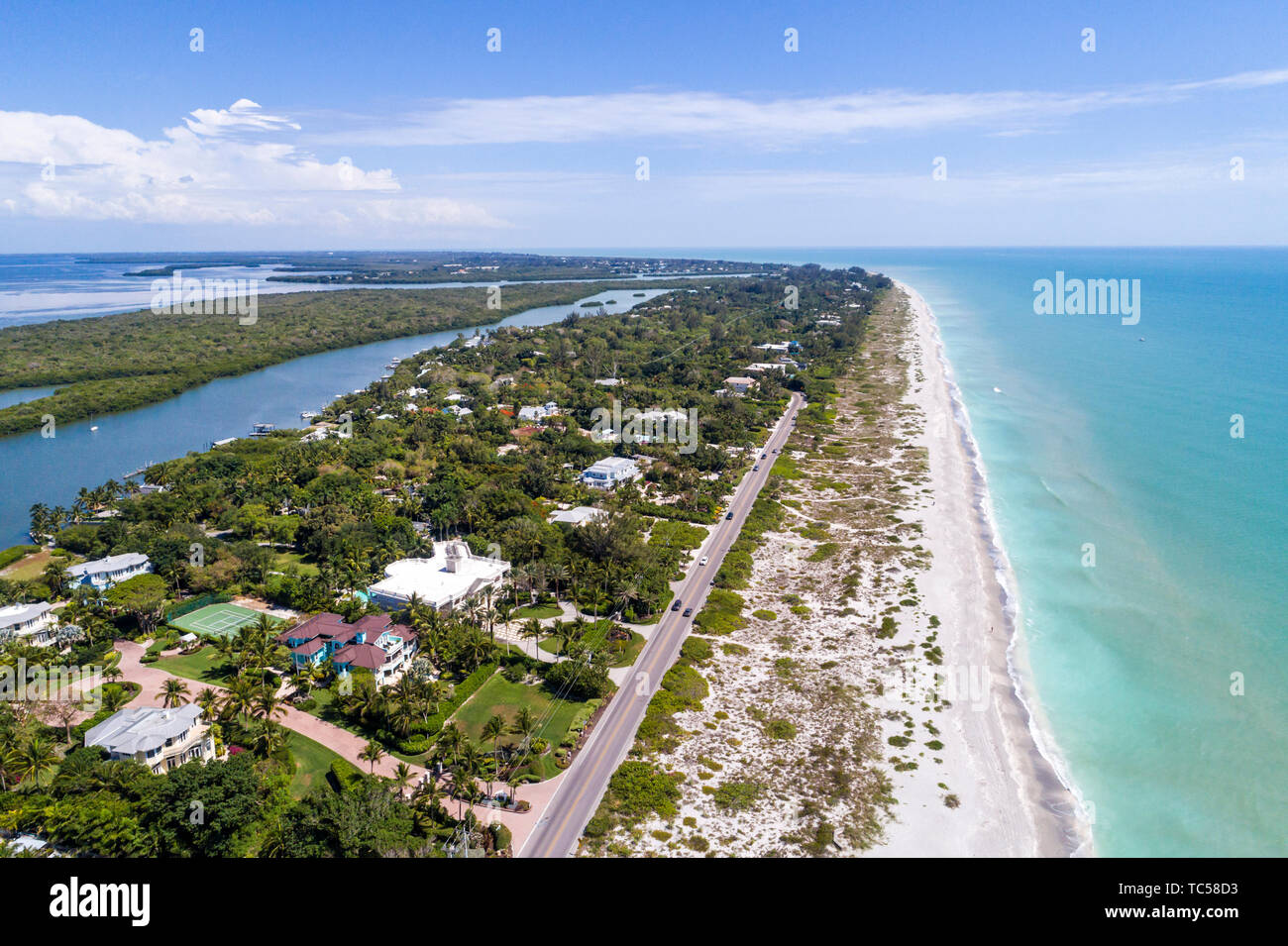 Captiva Island Florida, Pine Island Sound Golf von Mexiko Beach Roosevelt Channel, Buck Key Preserve, Strandwellen, Luftaufnahme von oben, FL190508d13 Stockfoto