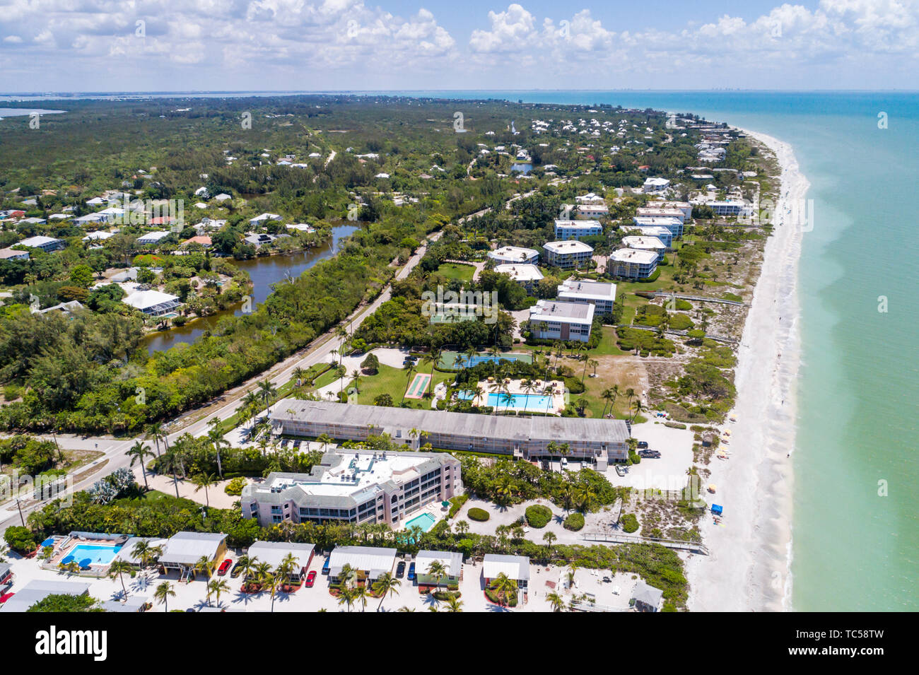 Sanibel Island Florida, Golf von Mexiko Strand, West Gulf Drive Häuser Resorts Hotels, Luftaufnahme von oben, FL190514d07 Stockfoto