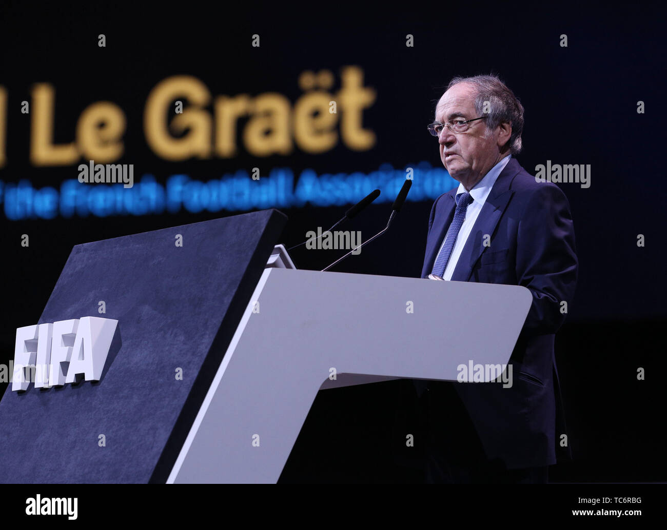 Paris. 6. Juni, 2019. Französischer Fußballverband Präsident Noel Le Tolles liefert eine Rede während der FIFA Frauen Fußball-Convention in Paris am 6. Juni 2019. Credit: Gao Jing/Xinhua/Alamy leben Nachrichten Stockfoto