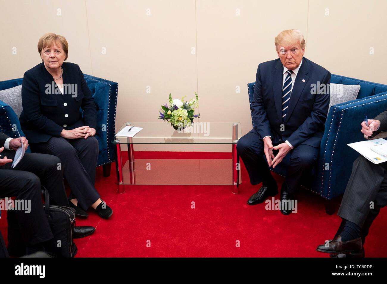 Portsmouth, Großbritannien. 05 Juni, 2019. Us-Präsident Donald Trump hält ein bilaterales Treffen mit Bundeskanzlerin Angela Merkel am Rande eines D-Tag der nationalen Gedenkveranstaltung auf dem Southsea Common Juni 5, 2019 in Portsmouth, England. Die Staats- und Regierungschefs versammelt, an der Südküste von England, wo Truppen für den D-Day assault 75 - Jahre - vor Abreise. Credit: Planetpix/Alamy leben Nachrichten Stockfoto