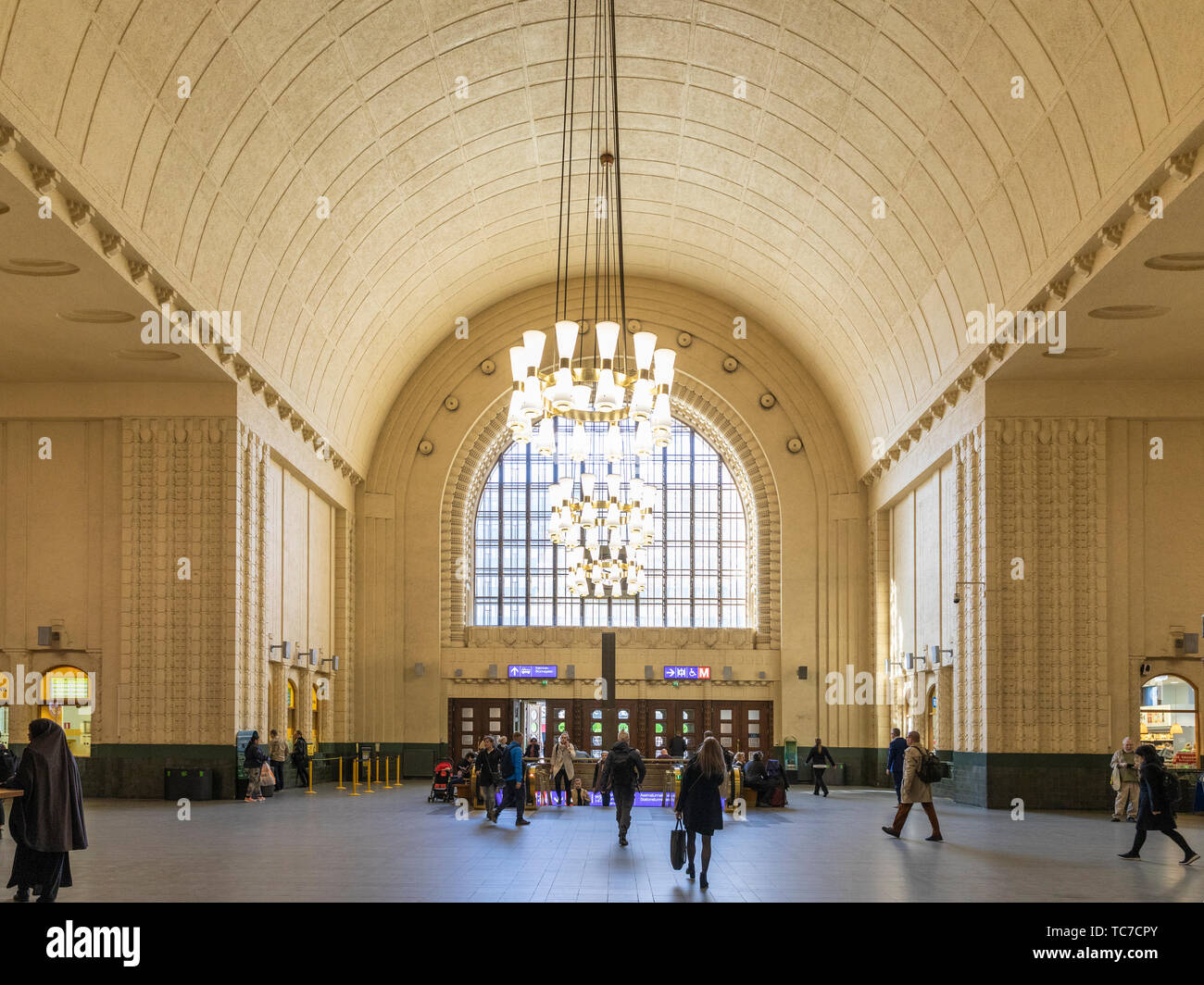 Innenraum der Eingangshalle, Hauptbahnhof Helsinki Stockfoto