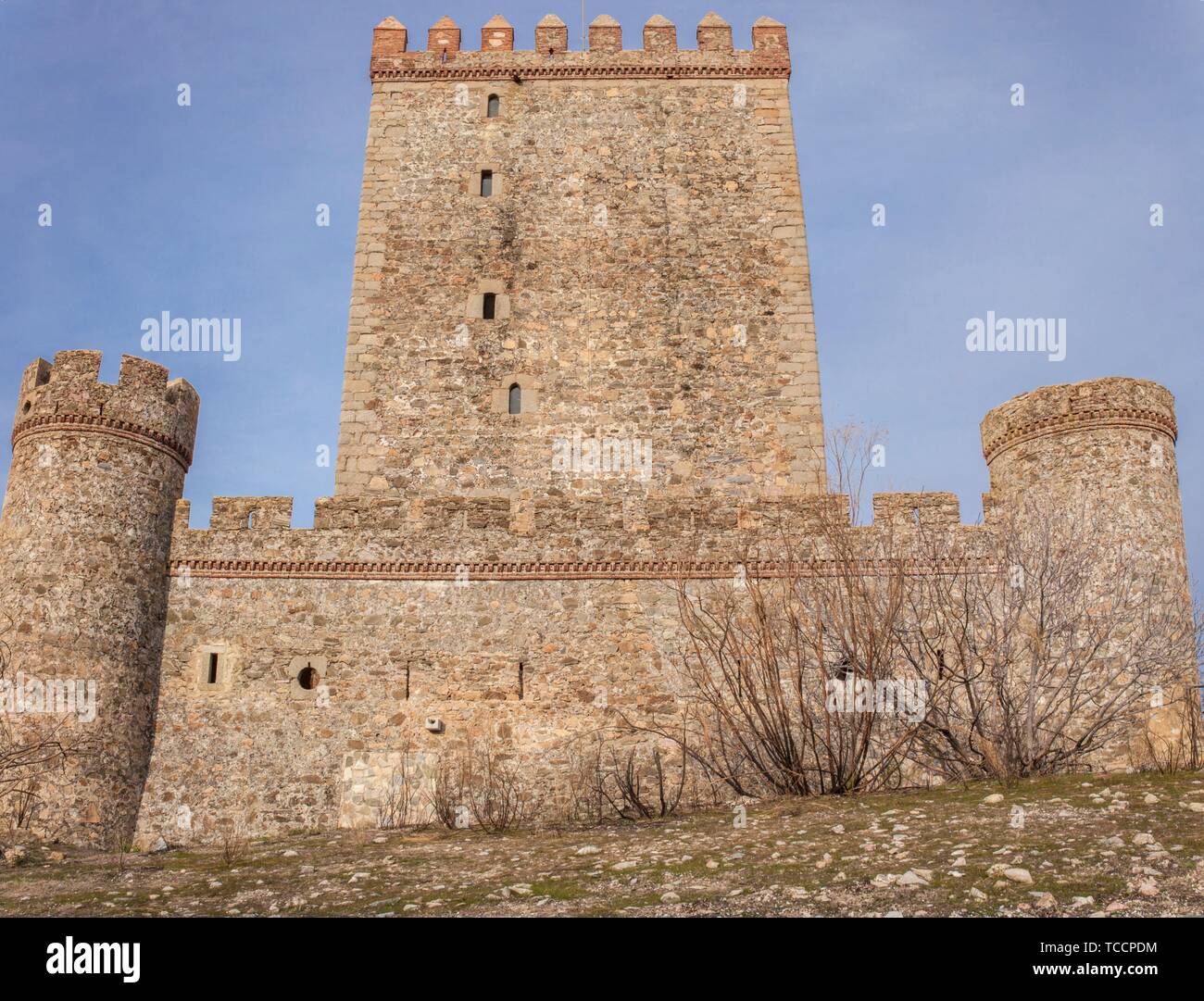 Nogales Schloss, Badajoz, Spanien. Defensive Festung aus dem 15. Jahrhundert. West Side. Stockfoto