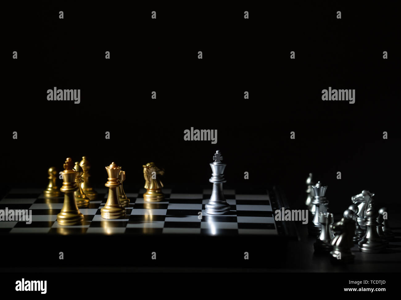 Schach Brettspiel Konzept für Wettbewerb und Strategie Stockfoto