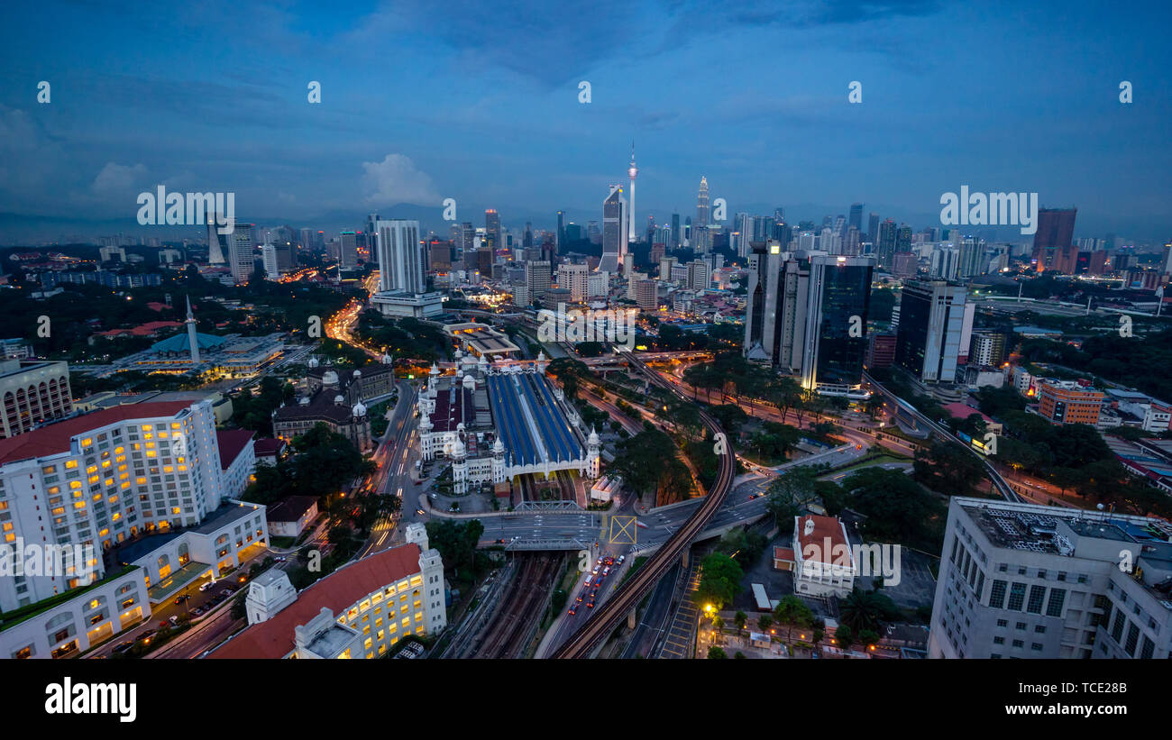 Antenne Stadtbild und Verkehrsknotenpunkt, Kuala Lumpur, Malaysia Stockfoto