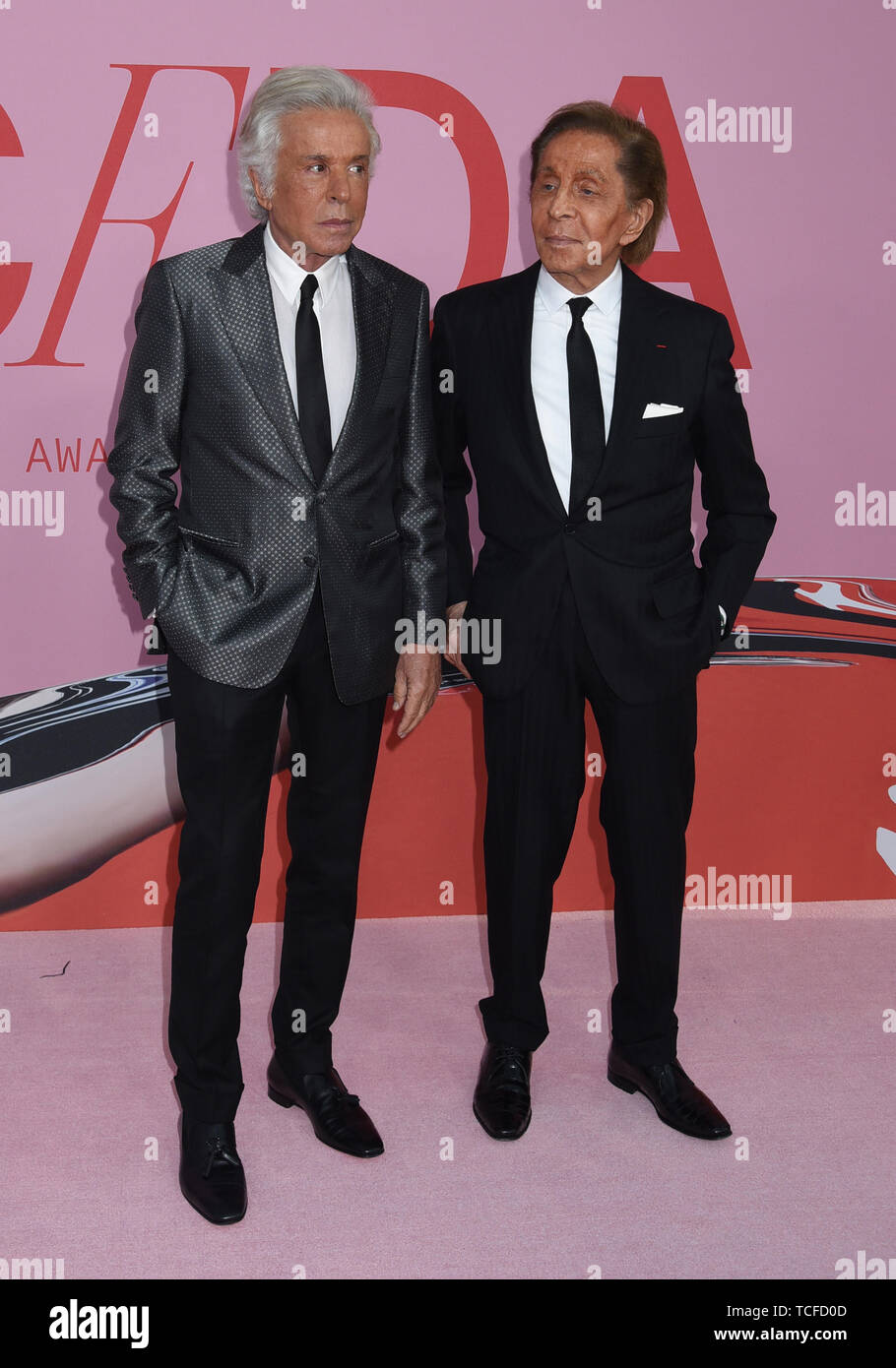 Juni 2019 – New York, NY, USA – 03. Juni 2019 – New York, New York – Giancarlo Giammetti und Valentino Garavani. 2019 CFDA Awards im Brooklyn Museum. Foto: LJ Fotos/AdMedia Stockfoto