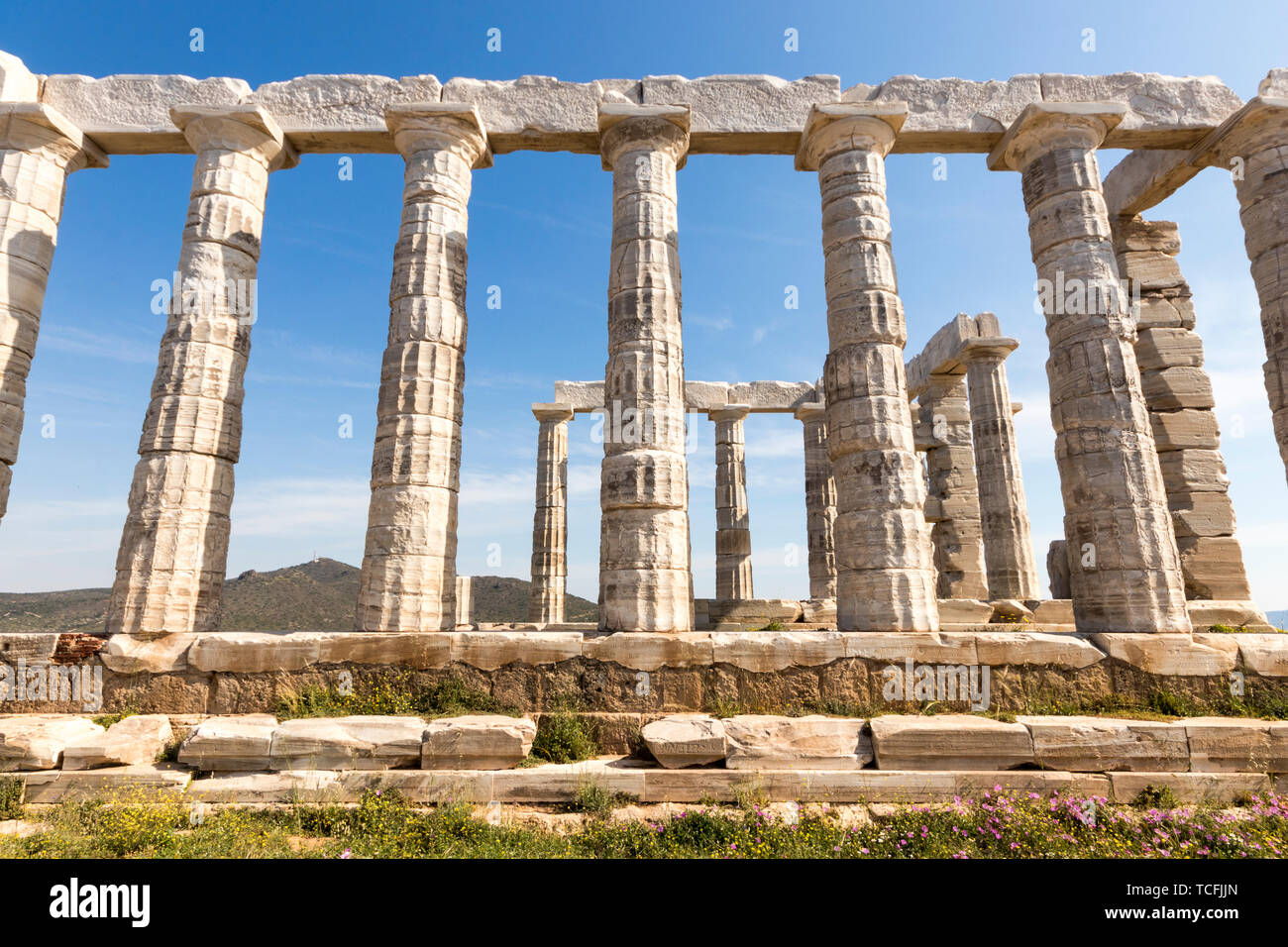 Sounion, Griechenland. Der Tempel des Poseidon, eine antike griechische Tempel und eine der wichtigsten Sehenswürdigkeiten des Goldenen Zeitalters von Athen am Kap Sounion errichtet Stockfoto