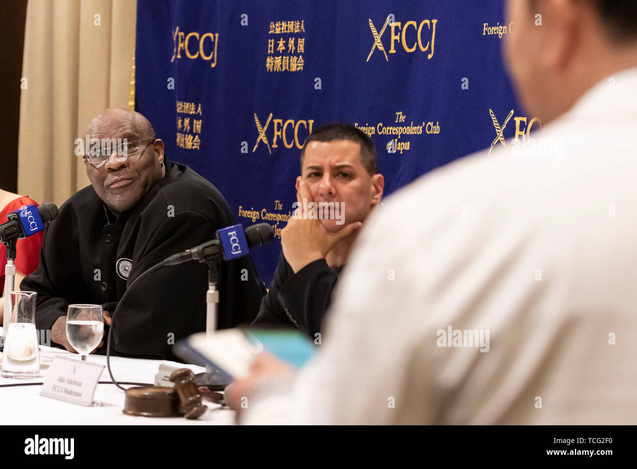 Tokio, Japan. 07 Juni, 2019. American pro Fighter und Schauspieler Bob Sapp besucht eine Nachrichten Konferenz an der ausländischen Korrespondenten "Club für Japan. Sapp, der auch ein ehemaliger amerikanischer NFL player, WWE Wrestler Professional und Weltmeister Kick Boxer besucht der Verein seine Meinungen über die japanische TV-Industrie als Ausländer Berühmtheit in Japan zu teilen. Als Schauspieler war er in mehreren Filmen, darunter "Conan der Barbar" und mit Adam Sandler in "The Longest Yard". Credit: Rodrigo Reyes Marin/LBA/Alamy leben Nachrichten Stockfoto