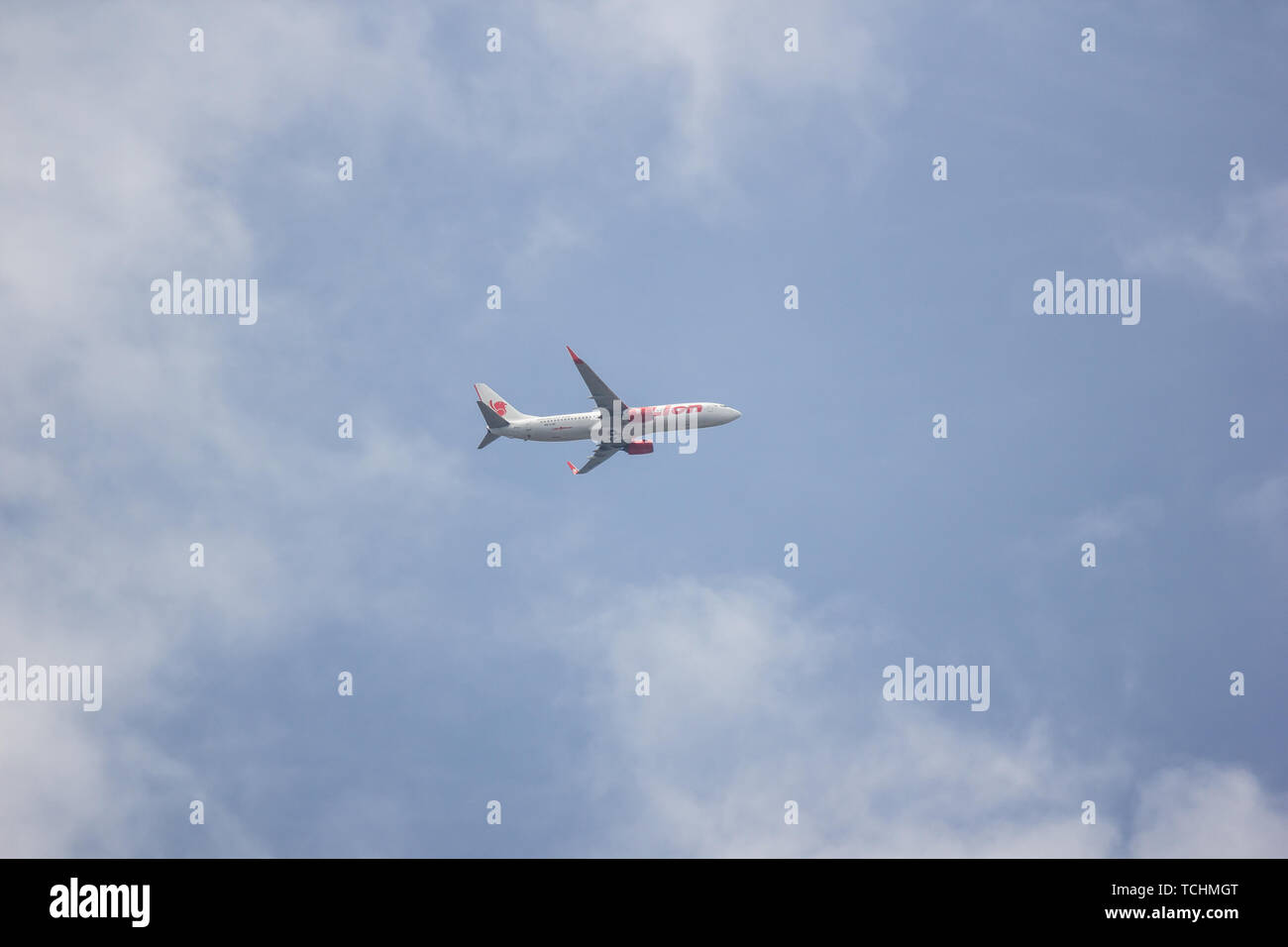 Chiangmai, Thailand - 3. Juni 2019: HS-LUP Boeing 737-800 der Thai lionair Airline. Von Chiangmai Flughafen in Bangkok. Stockfoto