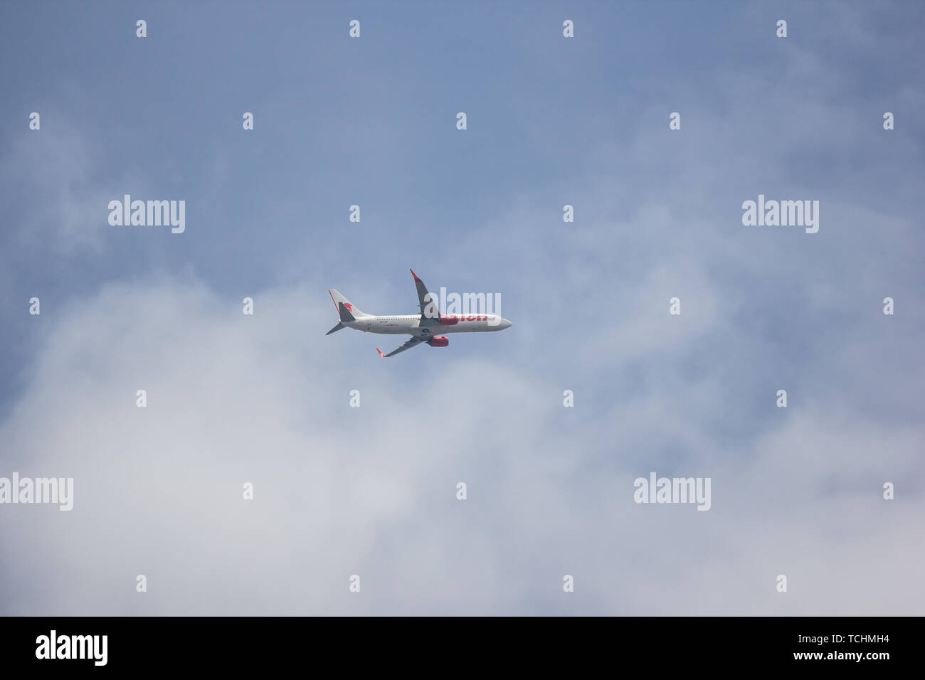 Chiangmai, Thailand - 3. Juni 2019: HS-LUP Boeing 737-800 der Thai lionair Airline. Von Chiangmai Flughafen in Bangkok. Stockfoto