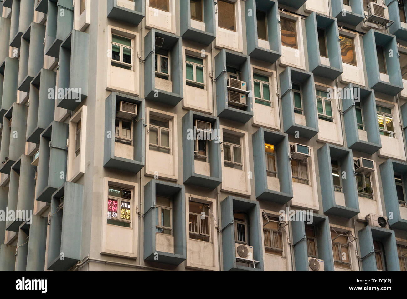 Tsim Sha Tsui, Hong Kong, China, am 21. Januar 2019: Ein Blick auf die Gebäude. Stockfoto