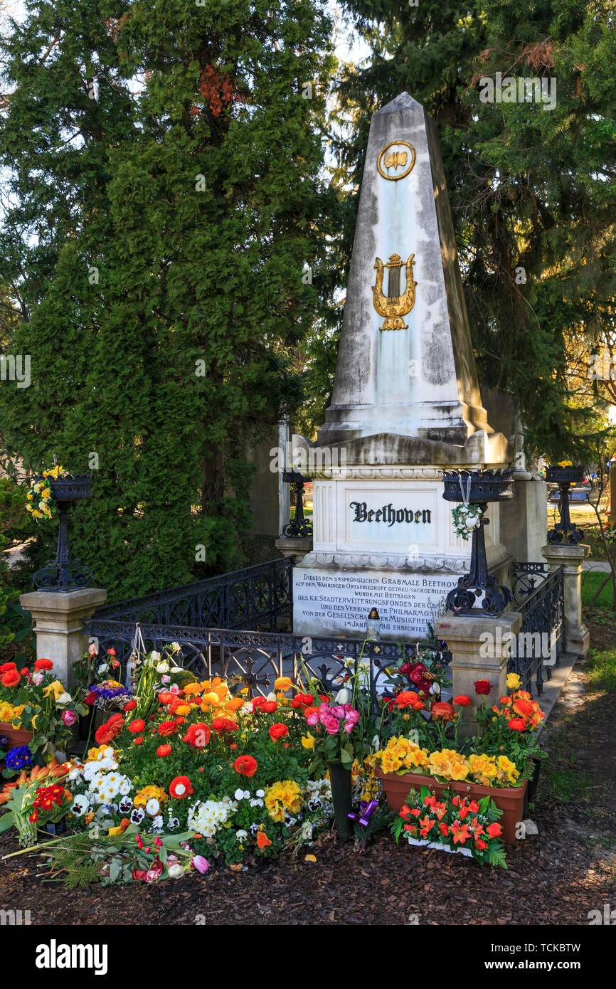 Grab von Ludwig van Beethoven, Komponist, Wiener Zentralfriedhof, Wien, Österreich Stockfoto