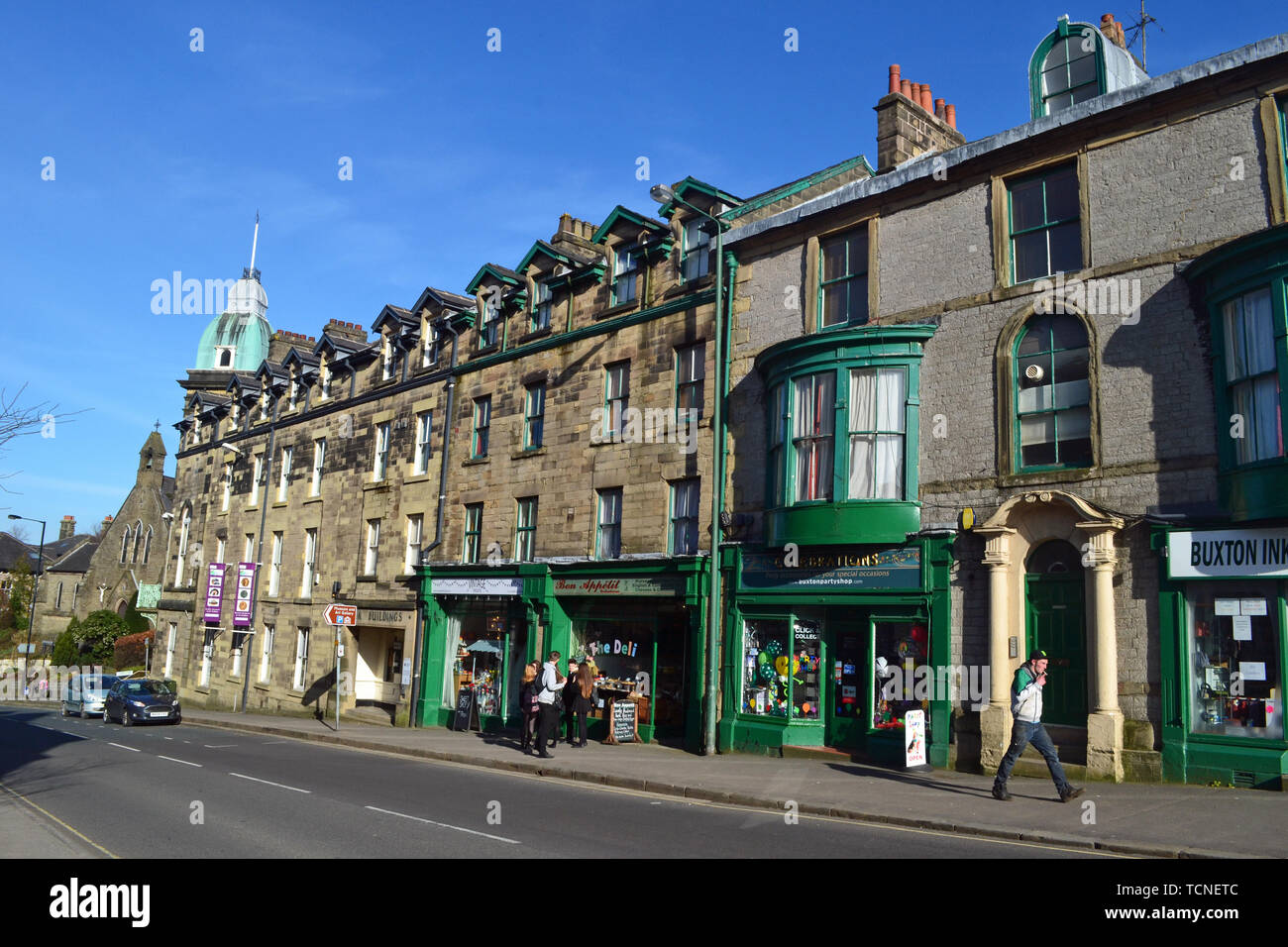Buxton Zentrum, Geschäfte, Museum und Kunstgalerie, Derbyshire, Großbritannien Stockfoto