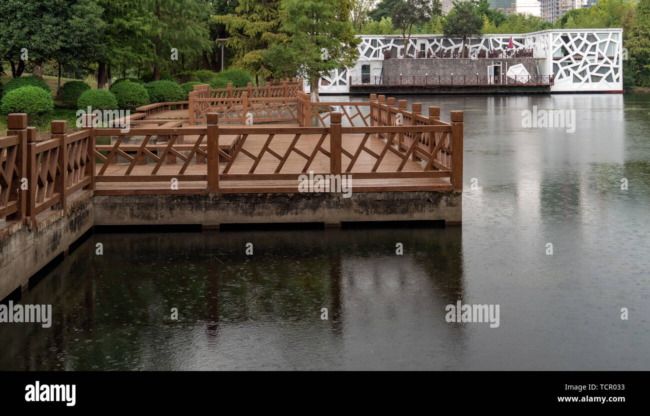 Fünf verstreute Gebäude Stockfoto