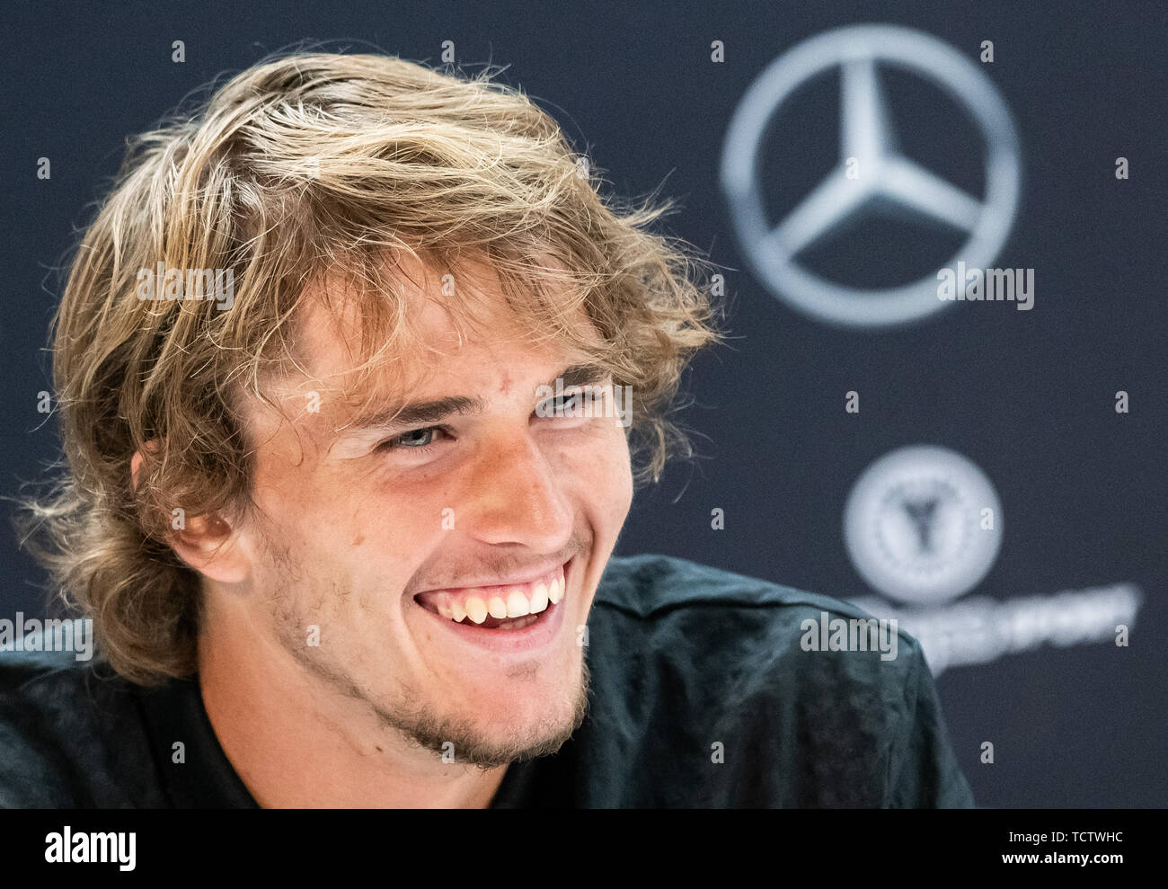 Stuttgart, Deutschland. 10 Juni, 2019. Tennis: ATP-Tour: Stuttgart: Alexander Zverev (Deutschland) nimmt an einer Pressekonferenz. Credit: Silas Stein/dpa/Alamy leben Nachrichten Stockfoto