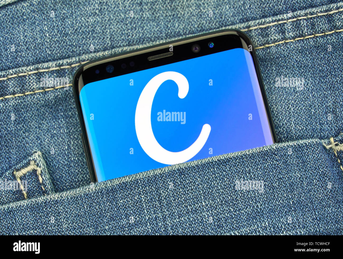 MONTREAL, KANADA - Dezember 23, 2018: Canva android app und Logo auf Samsung S8-Bildschirm. Canva ist ein grafik-design Anwendung, Werkzeug und Website Stockfoto