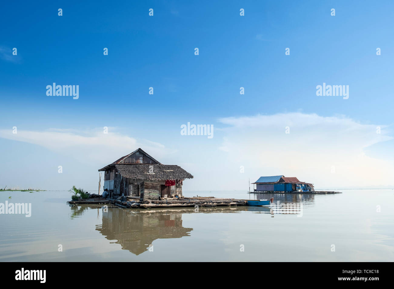 Schwimmende Häuser auf dem See, der See Tempe, Sengkang, Indonesien, Südostasien, Asien Stockfoto Schwimmende Häuser auf dem See, der See Tempe, Sengkang, Indonesien, Südostasien, Asien Stockfoto