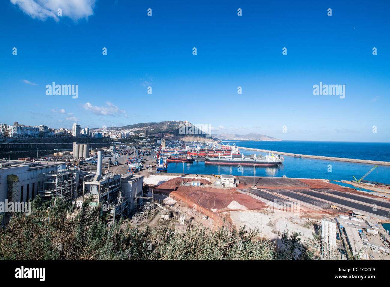Blick über den Hafen von Oran, Algerien, Nordafrika, Afrika Stockfoto