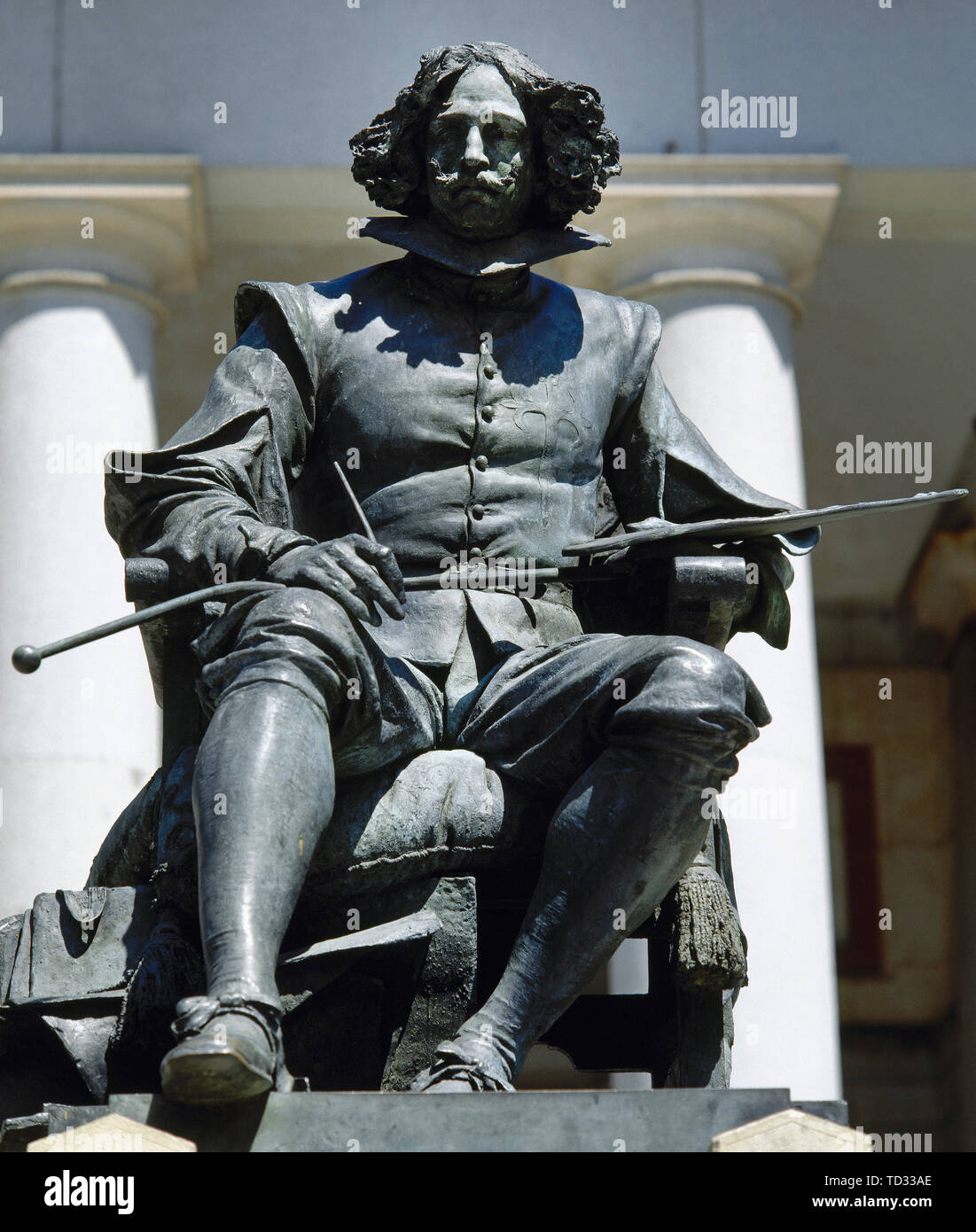Spanien. Madrid. Bronzestatue von Maler Diego Velázquez (1599-1660) am Haupteingang von Prado Museum. Von Aniceto Marinas in 1899. Stockfoto