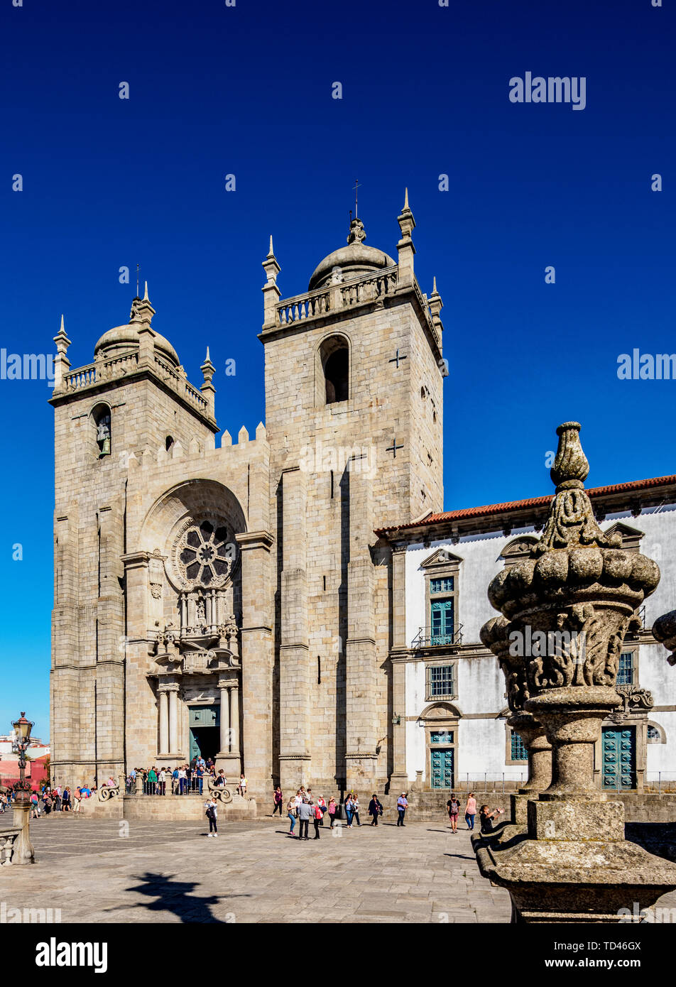 Se Kathedrale, Pelourinho Platz, Porto, Portugal, Europa Stockfoto