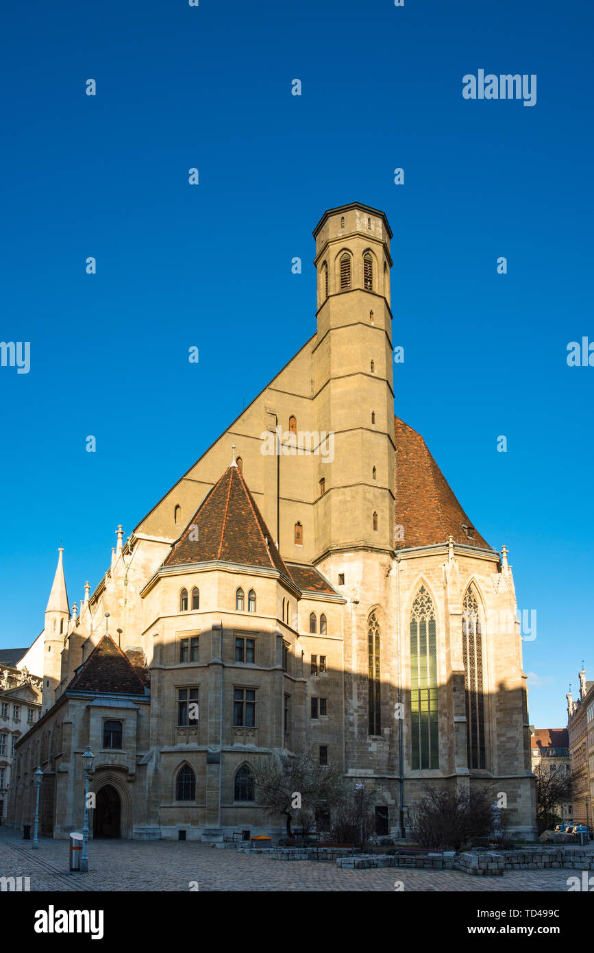 Minoritenkirche (Minderheiten Kirche) aus der Zeit von ca. 1350 am Minoritenplatz, Wien, Österreich, Europa Stockfoto