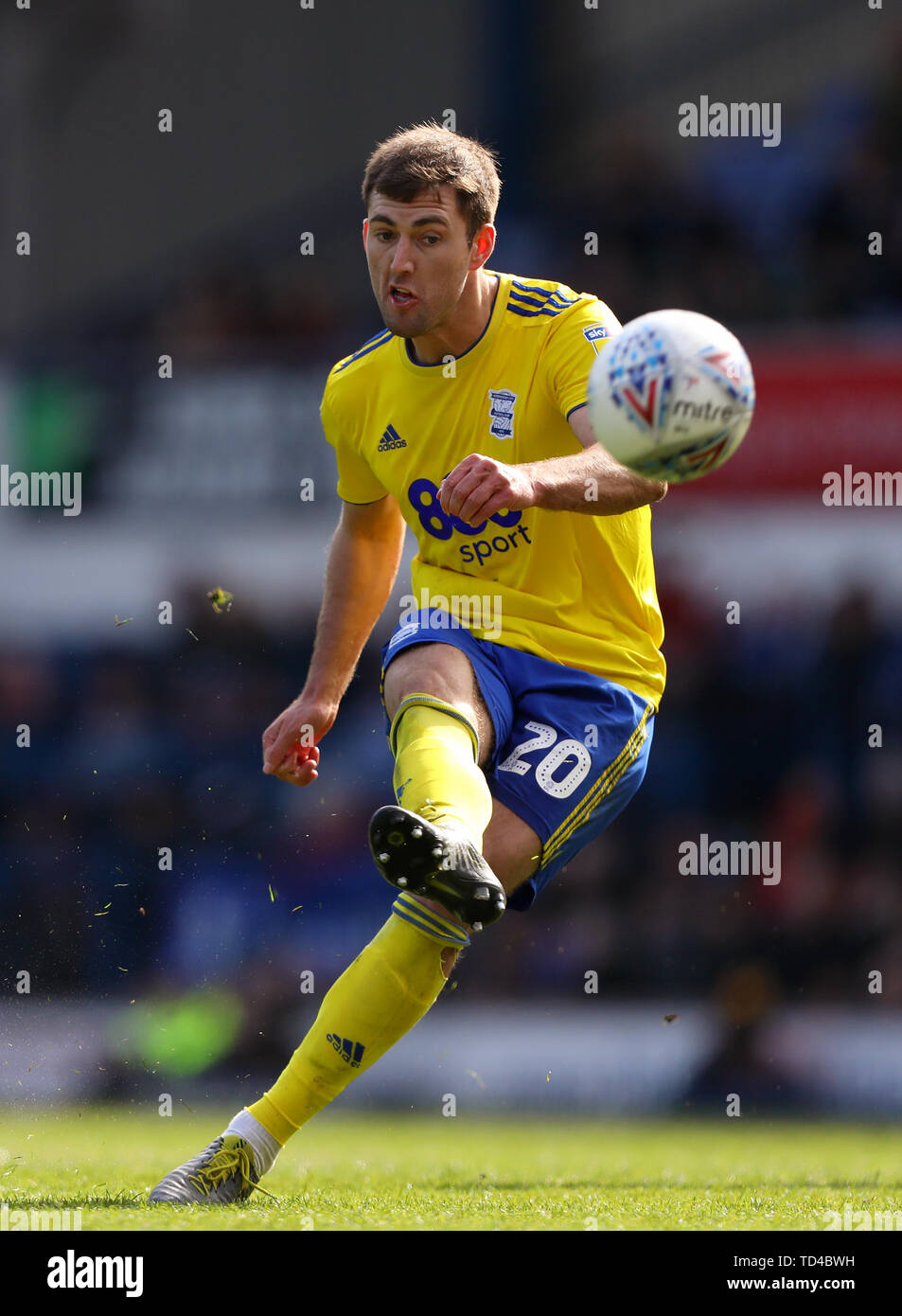 Gary Gardner von Birmingham City locken in einem freistoß - Ipswich Town v Birmingham City, Sky Bet Meisterschaft, Portman Road, Ipswich - 13. April 2019 Editorial nur verwenden - DataCo Einschränkungen Stockfoto