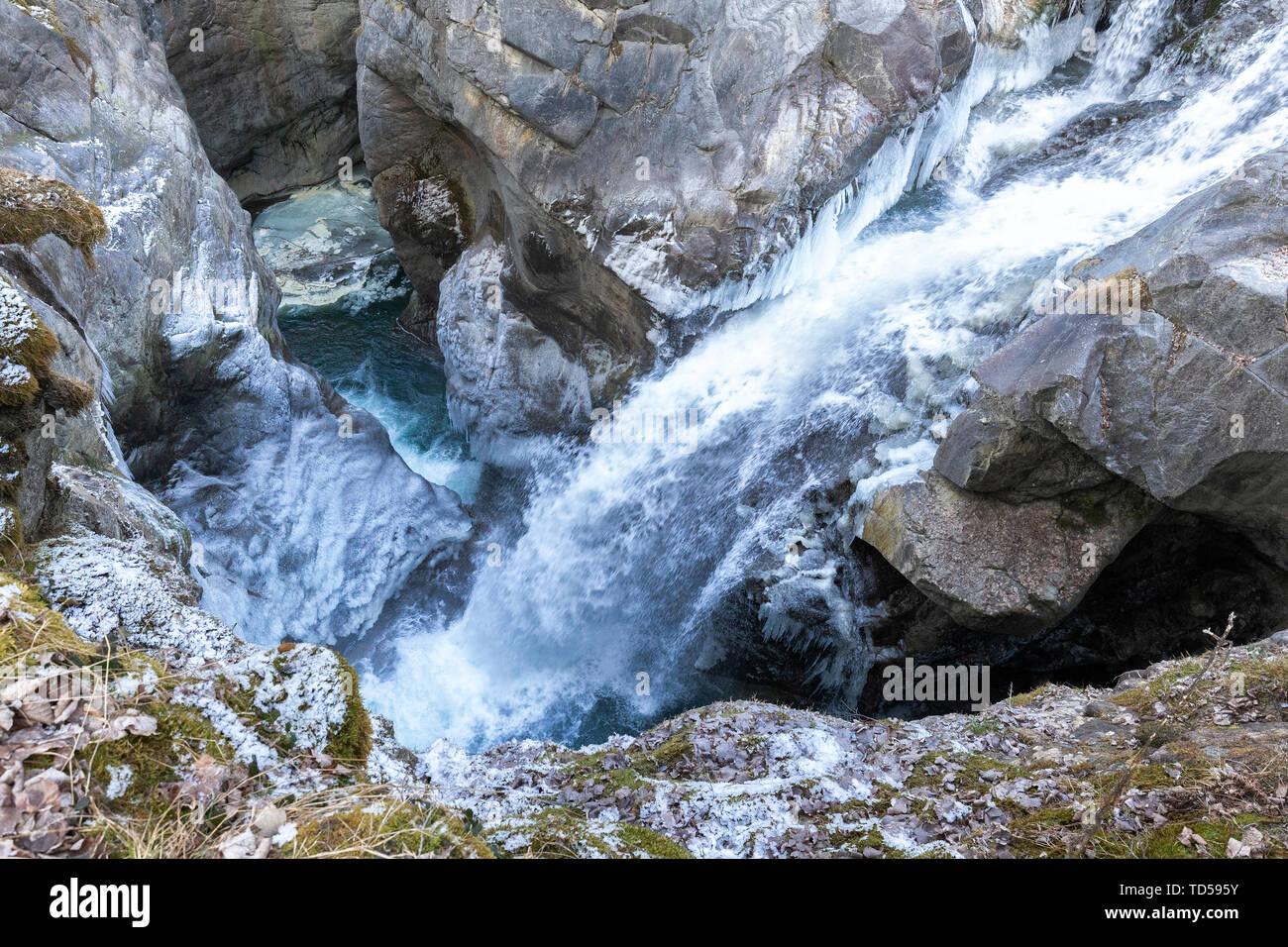 Wasserfall von Mallero Schlucht im Winter, Valmalenco, Valtellina, Lombardei, Italien, Europa Stockfoto
