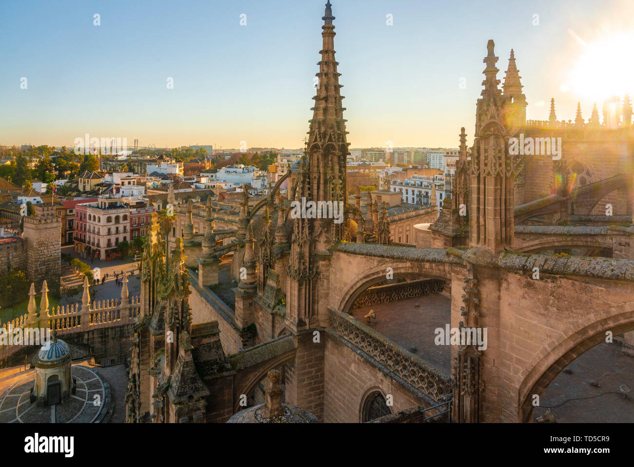 Blick auf das historische Zentrum von Sevilla von der Oberseite der Kathedrale von Sevilla, Sevilla, Andalusien, Spanien, Europa Stockfoto
