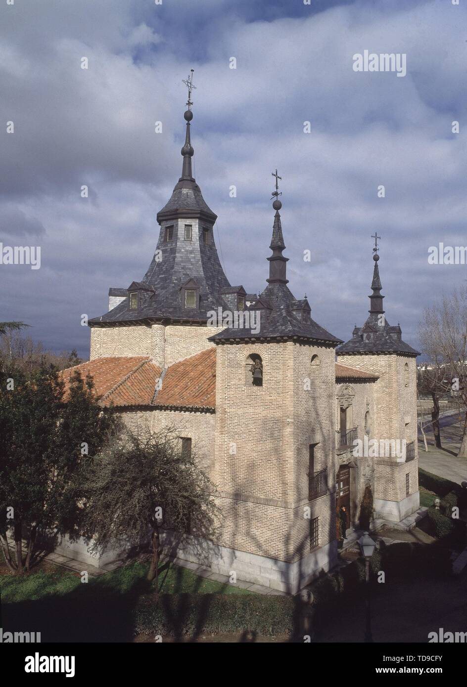 Exterieur - ERMITA DE LA VIRGEN DEL PUERTO-S XVIII-RESTAURADA DE 1951 POR MENDOZA. Autor: Pedro de Ribera. Lage: Ermita DE LA VIRGEN DEL PUERTO. Spanien. Stockfoto