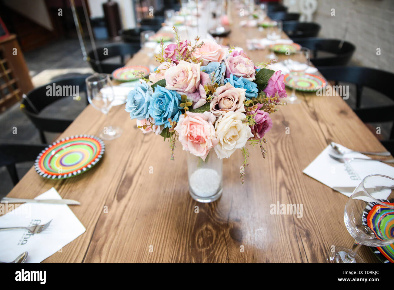 Geburtstag oder Hochzeit live Party Dekoration Blumen Stockfoto