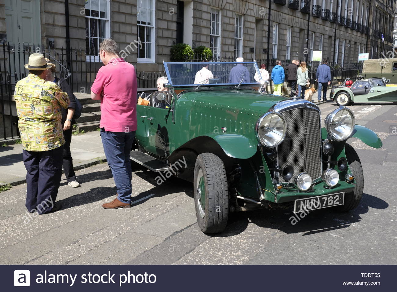 Klassische Bentley Auto von 1920, die auf der West End Classic Fahrzeug Ereignis in Edinburgh, Schottland Stockfoto