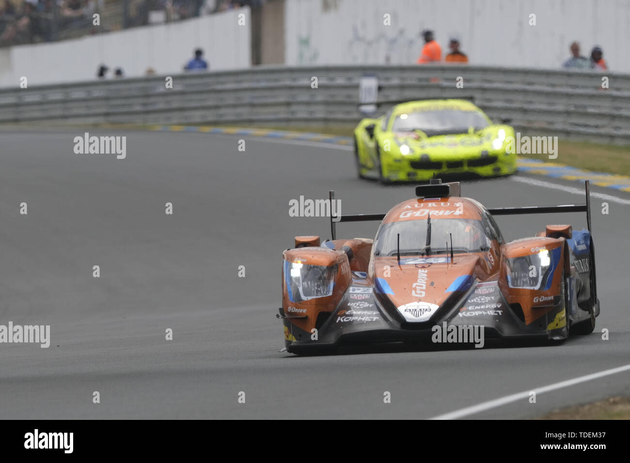 Von Le Mans, Sarthe, Frankreich. 15 Juni, 2019. G-Drive Racing Team Oreca 07 Gibson Reiter ROMAN RUSINOV (RUS) in Aktion bei der 87. Auflage der 24 Stunden von Le Mans die letzte Runde der FIA World Endurance Championship an der Sarthe Stromkreis in Le Mans - Frankreich Quelle: Pierre Stevenin/ZUMA Draht/Alamy leben Nachrichten Stockfoto