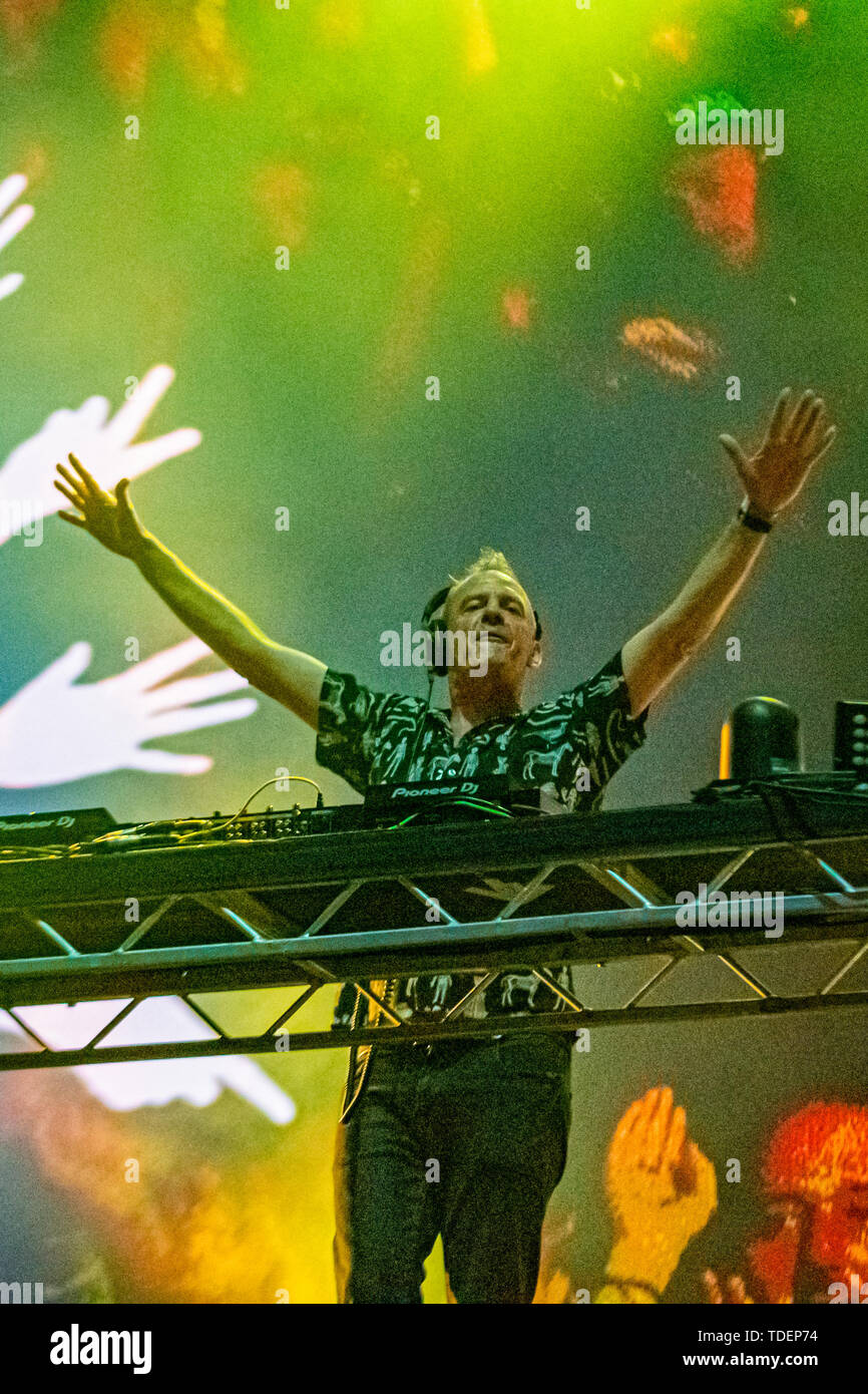 Newport, Isle of Wight, Großbritannien. 15. Juni 2019. Fat Boy Slim am Isle of Wight Festival. Quelle: Jim Houlbrook/Alamy leben Nachrichten Stockfoto