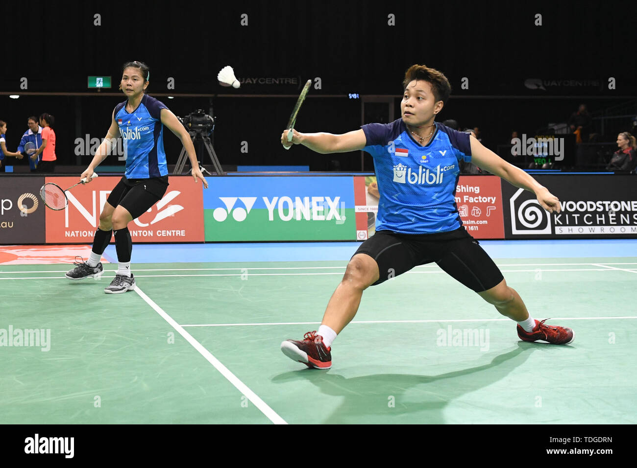 Apriyani Rahayu und Graysia Polii (Indonesien) in Aktion während der 2019 Doppel Viertelfinale australische Badminton Open gesehen Match gegen Mayu Matsumoto und Wakana Nagahara (Japan). Rahayu und Polii gewann das Match 21-19, 21-18. Stockfoto