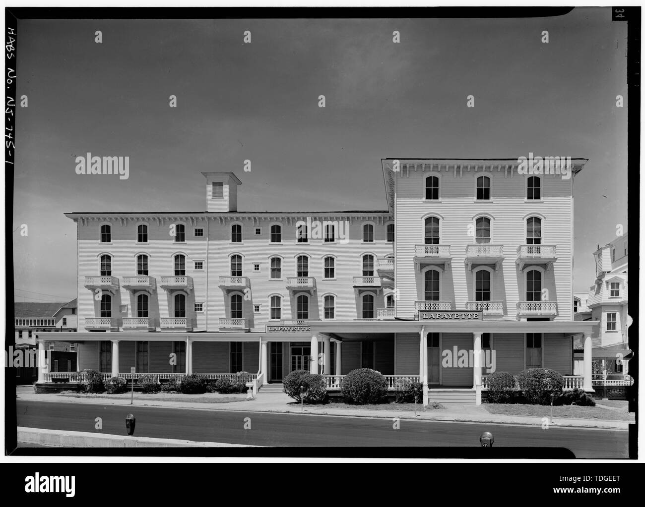 Nordöstlich VORDER - Lafayette Hotel, Strand Avenue und der Decatur Street, Cape May, Cape May County, New Jersey Stockfoto