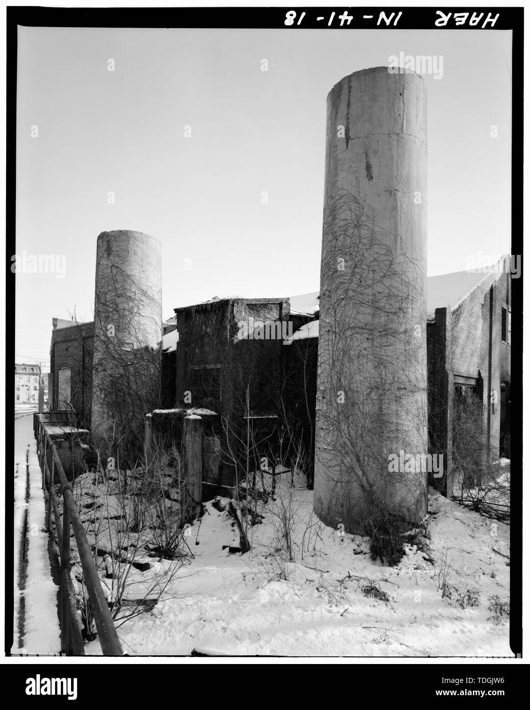 Northern Erhöhung von 1892-1896 Gebäude übersicht Kohle Aufzug und Position der Schiene Abstellgleis. - Lafayette Street Bahnhof Powerhouse, 2 South Street, Lafayette, Tippecanoe County, IN; Fitch, Mark W; Bray, Peter L Stockfoto