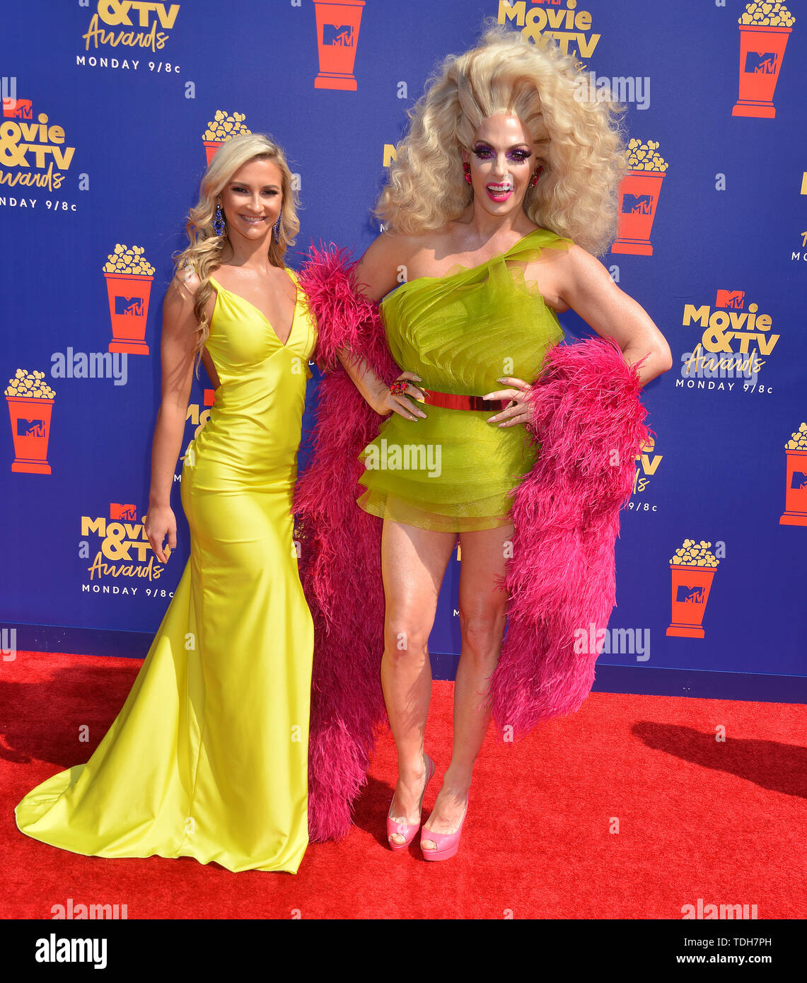 Los Angeles, USA. 15 Juni, 2019. Trixie Mattel, Katya Zamolodchikova, Alyssa Edwards besucht die 2019 MTV Movie und TV Auszeichnungen bei Barker Hangar am 15. Juni 2019 in Santa Monica, Kalifornien Quelle: Tsuni/USA/Alamy leben Nachrichten Stockfoto
