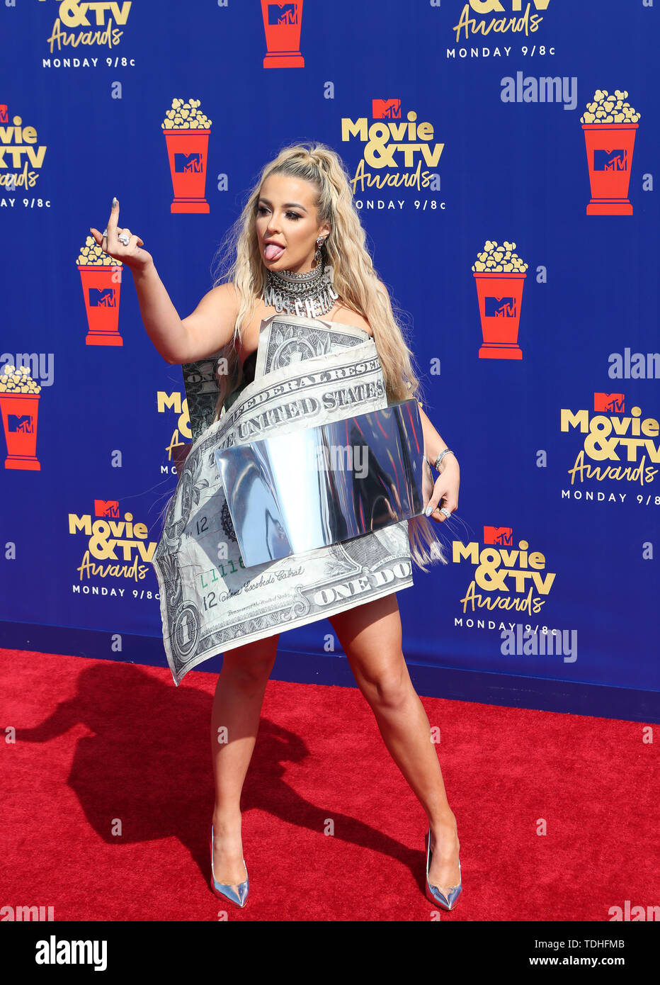 Juni 15, 2019 in Santa Monica, Kalifornien, USA - 15. Juni 2019 in Santa Monica, Kalifornien, USA - TANA MONGEAU besucht die 2019 MTV Movie und TV Awards (Credit Bild: © Alexander Seyum/ZUMA Draht) Stockfoto