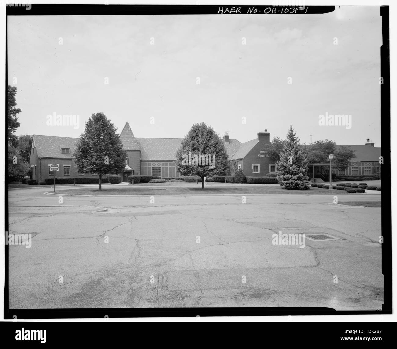 OFFICERS' Club, nach Süden vor. - Wright-Patterson Air Force Base, Ziegel Offiziere' Quarters, Officers' Club, Bereich A, Dayton, Montgomery County, OH Stockfoto