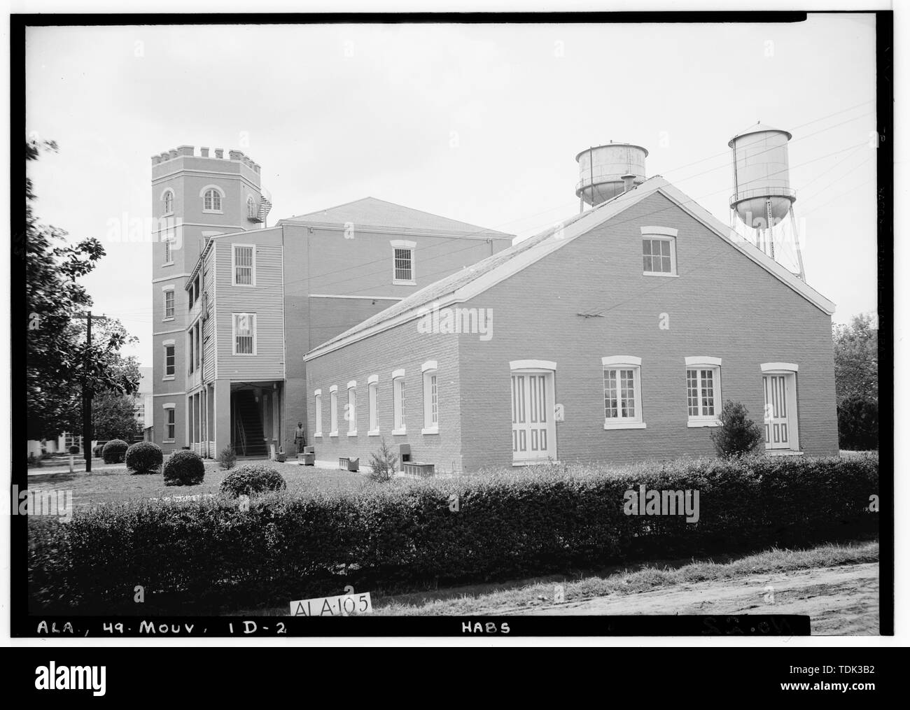 Historischer amerikanischer Gebäude Umfrage E. W. Russell, Fotograf, 2. April, ALTE MESSE UND KASERNEN 1935 E.SEITE BEIDER GEBÄUDE. N. ENDE DER MESSE - Mount Vernon Arsenal, Alte Kaserne Gebäude, alte Saint Stephens Road (County Road 96), Mount Vernon, Mobile County, AL Stockfoto