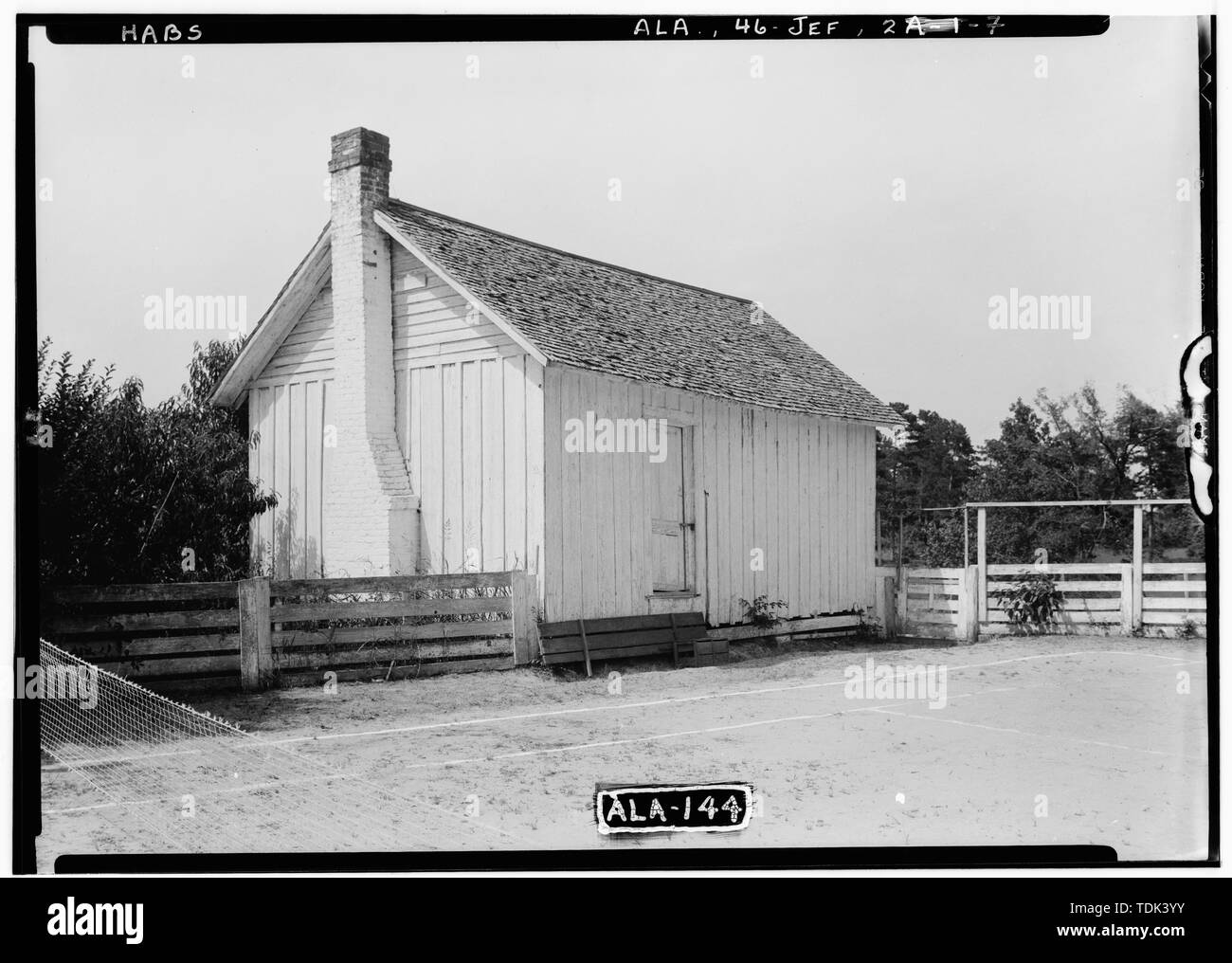 Historischer amerikanischer Gebäude Umfrage Alex Bush, Fotograf, Juni 11, 1935 alte Speicher im VORGARTEN VON ZU HAUSE, JETZT WERKZEUG HAUS - Charles Brasfield gewähren, Haus, State Highway 28, Jefferson, Marengo County, AL Stockfoto
