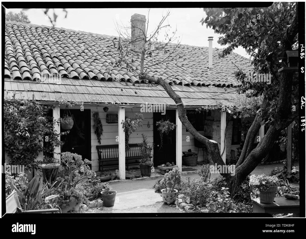 Oktober 1960 WEST ELEVATION (hinten) - Soberanes Adobe, 336 Pacific Street, Monterey, Monterey County, CA Stockfoto