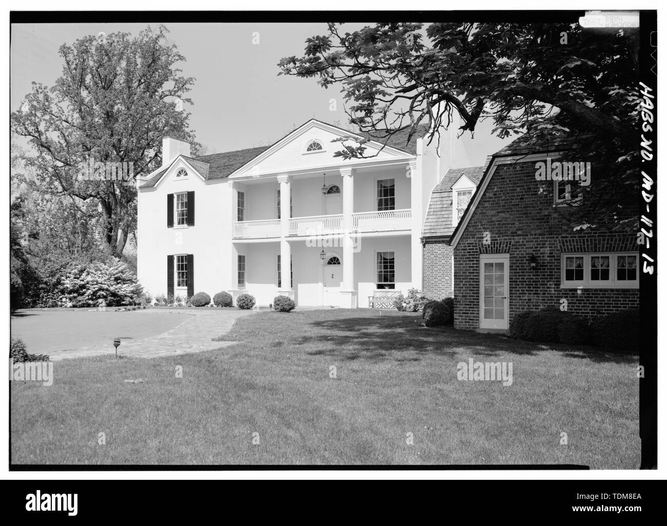 Blick von Süden (VORNE) der wichtigste Baustein, MIT DEM ENDE DER URSPRÜNGLICHEN ABSCHNITT NACH RECHTS, NACH NORDWESTEN - Mount Airy, Rosaryville, Prince George's County, MD; Brostrup, John O, Fotograf; Smith, Delos H, Fotograf; Nichols, Frederick D, Fotograf; Boucher, Jack E, Fotograf Stockfoto