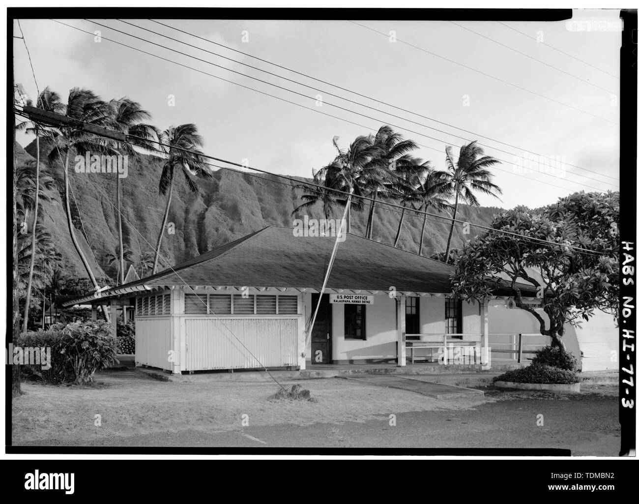 Perspektivische Ansicht von Nordosten - Post und Gerichtsgebäude, Moloka'i Insel, Kalaupapa, Kalawao County, HI Stockfoto