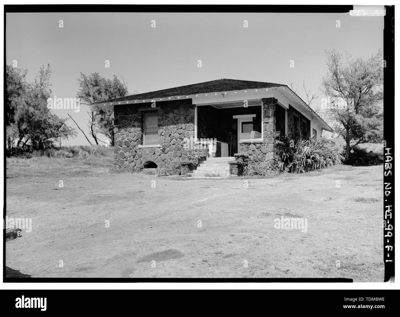Perspektivische Ansicht von Südwesten - Moloka'i Licht bietet die Residence Nr. 2, Makanalua, Moloka'i Insel, Kalaupapa, Kalawao County, HI Stockfoto