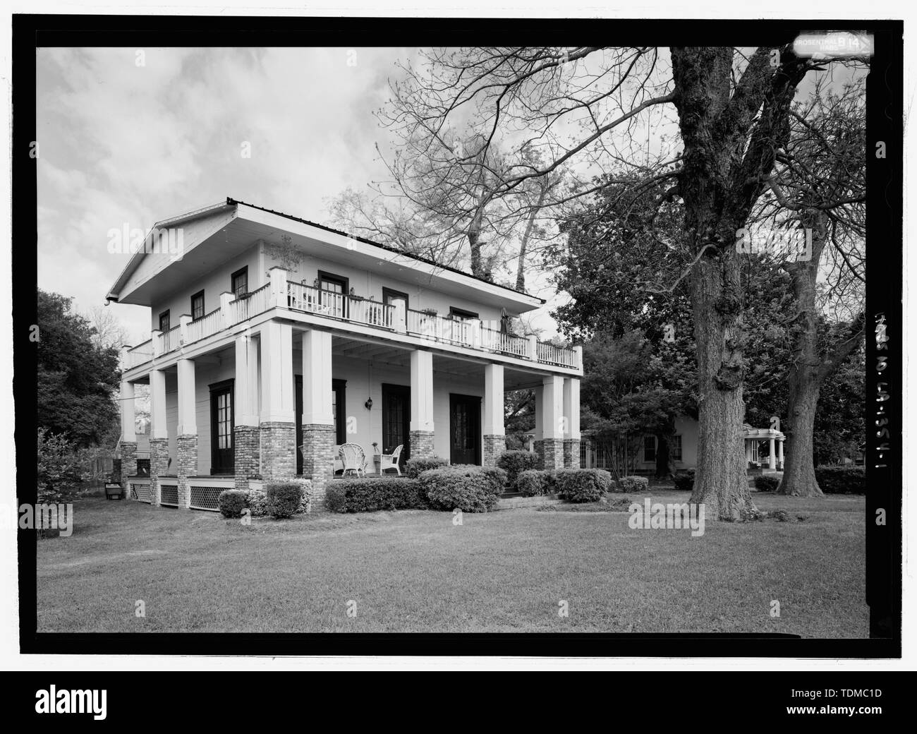 Perspektivische Ansicht Blick von Südosten - Steamboat House, 200 Jefferson Street, Natchitoches, Natchitoches Parish, LA; Cane River National Heritage Area Kommission, Sponsor; Preis, Virginia Barrett, Sender Stockfoto