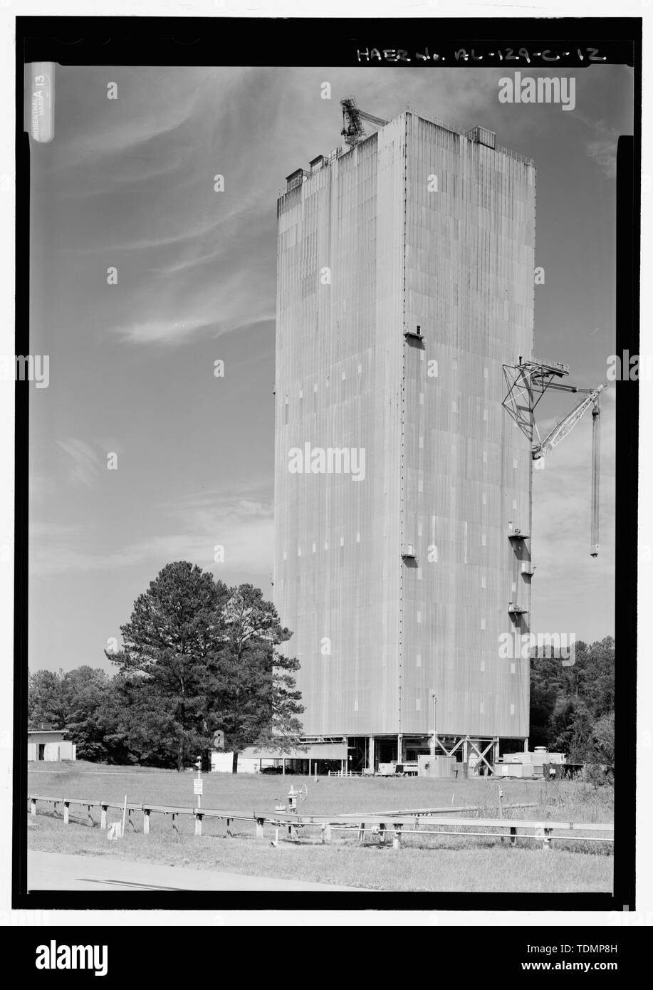 Blick von Osten - Marshall Space Flight Center, Saturn V Dynamic Test Facility, Osten Prüfraum, Huntsville, Madison County, AL Stockfoto
