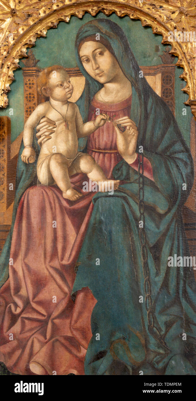 TAORMINA, Italien - 9. April 2018: Die Renaissance Gemälde der Madonna im Dom (San Pancrazio) von Antonello de Saliba (1504). Stockfoto